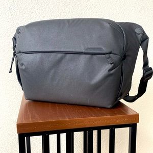 Peak Designs Everyday 10L Sling.